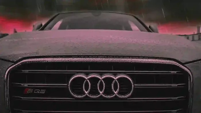 Audi Sq5 Under The Rain